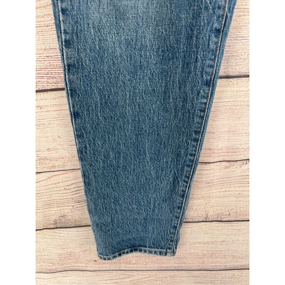 Madewell Relaxed Taper Leg Jeans Women's Size 32x34‎ Blue Medium Wash Denim - Picture 6 of 15